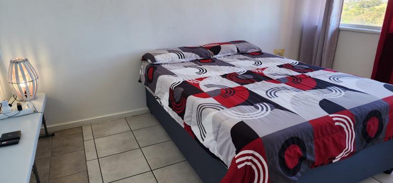 2 Bedroom Property for Sale in Goodwood Central Western Cape